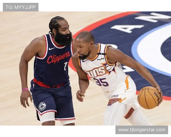 洛杉矶快船新赛季展望:阵容调整与冠军梦想的碰撞 洛杉矶快船新赛季展望:阵容调整与冠军梦想的碰撞