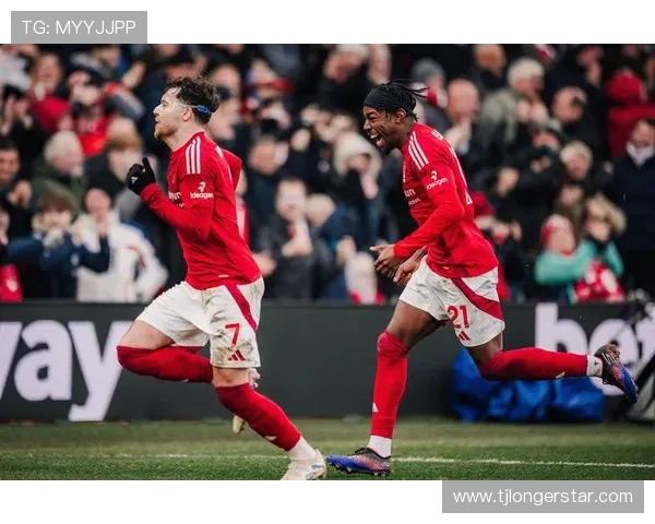 南安普顿对阵布莱顿比赛前瞻分析及双方近期状态评估